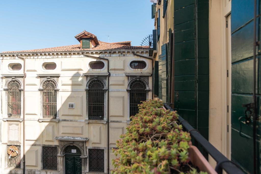 Ghetto Modern Apt For 4, Venice Daire Dış mekan fotoğraf