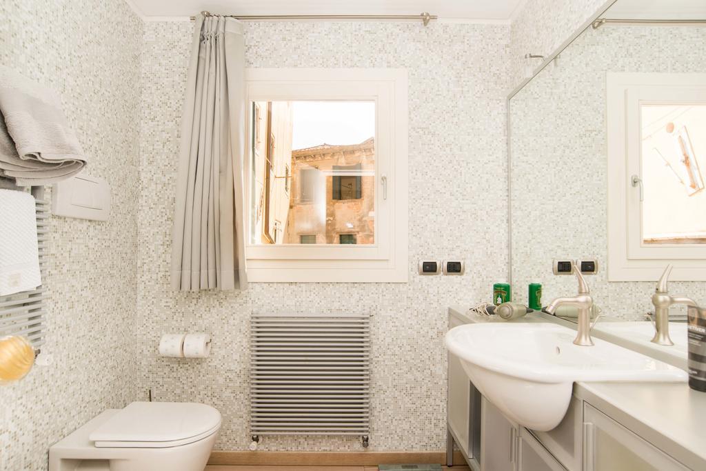 Ghetto Modern Apt For 4, Venice Daire Dış mekan fotoğraf